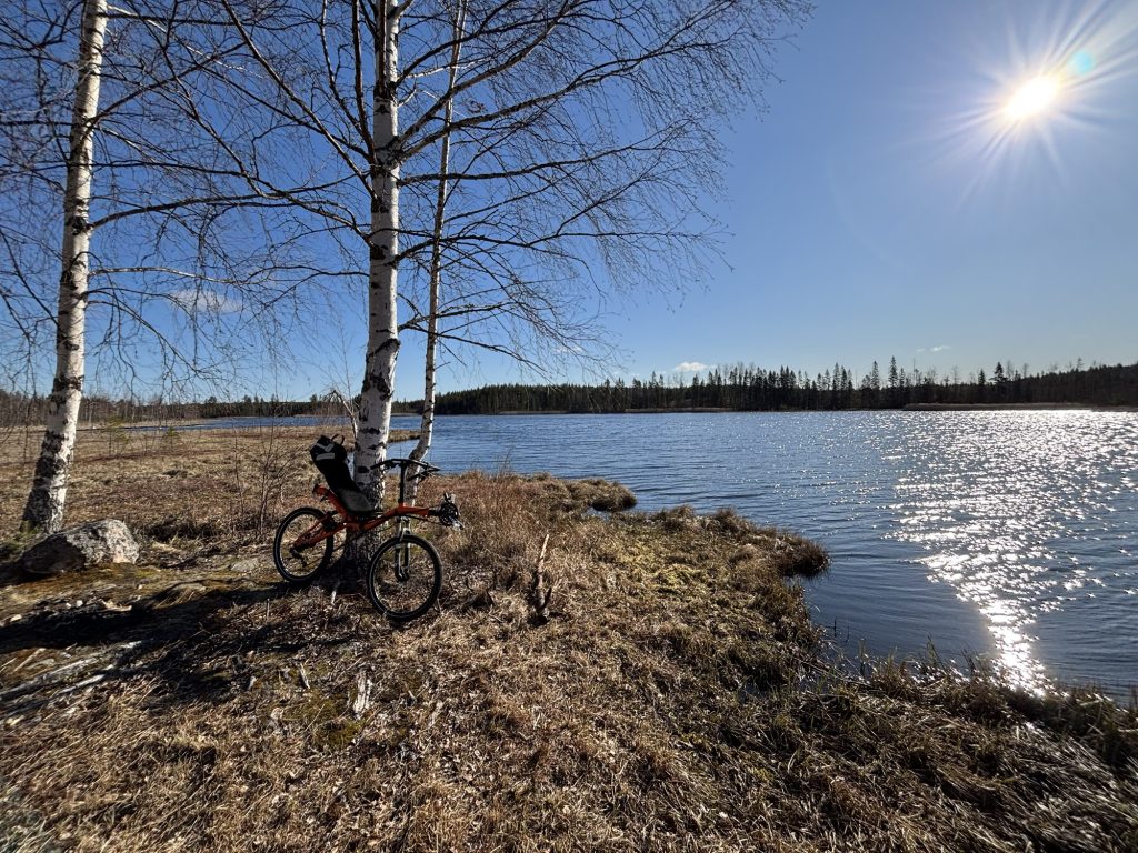 Azub Max recumbent bike by a lake